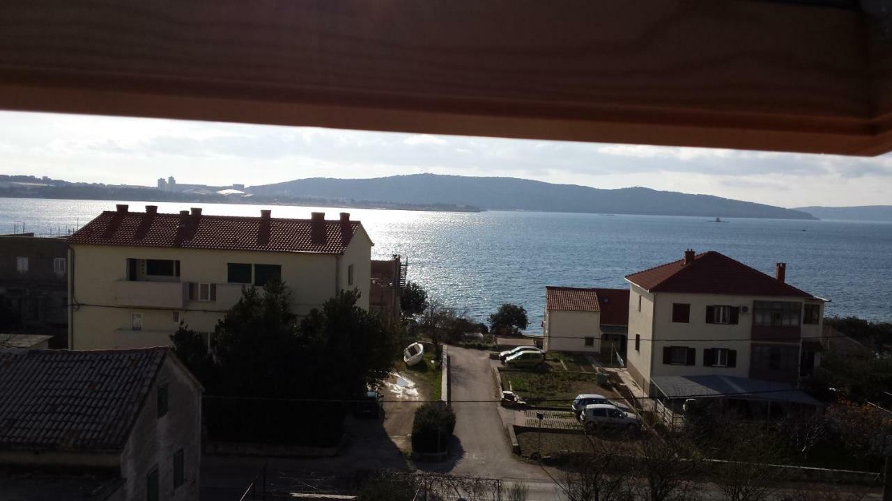 Apartments Seven Castles Kastela Exterior photo