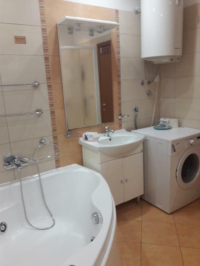 Apartments Seven Castles Kastela Exterior photo